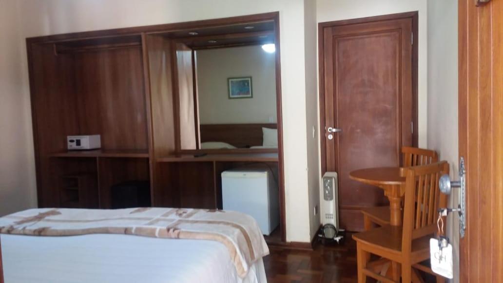 Hotel Monte Carlo Campos do Jordão Екстериор снимка