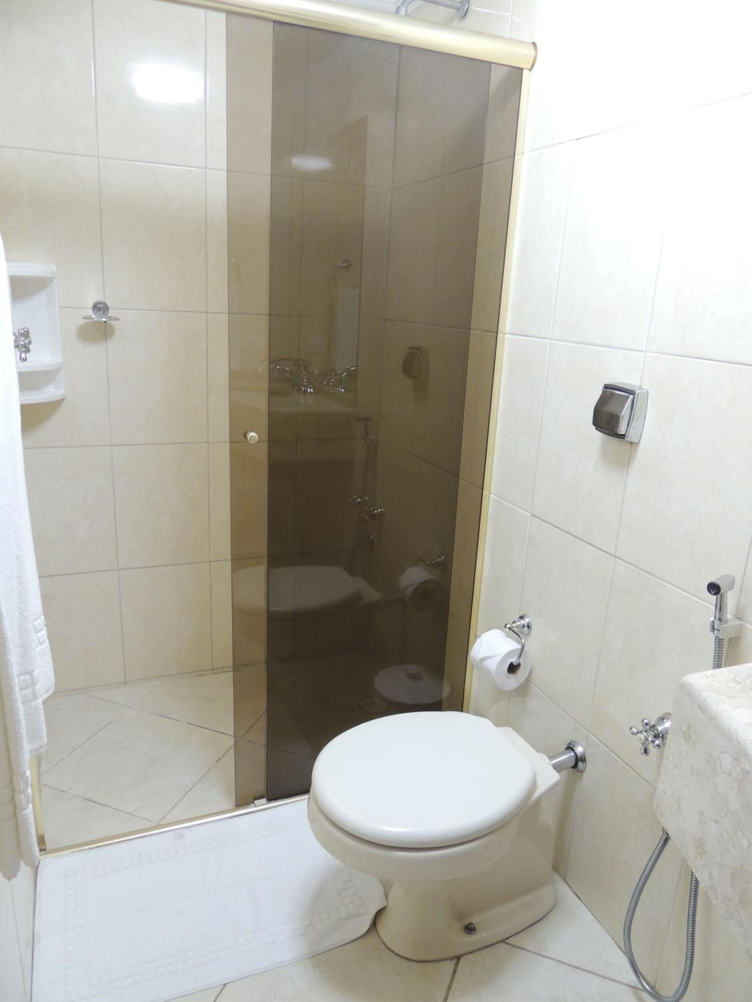 Hotel Monte Carlo Campos do Jordão Стая снимка