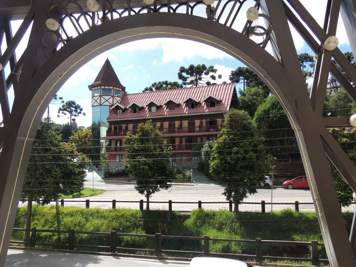 Hotel Monte Carlo Campos do Jordão Екстериор снимка
