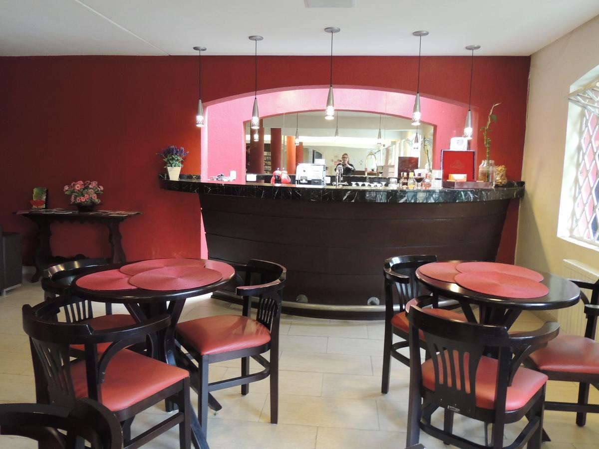 Hotel Monte Carlo Campos do Jordão Екстериор снимка