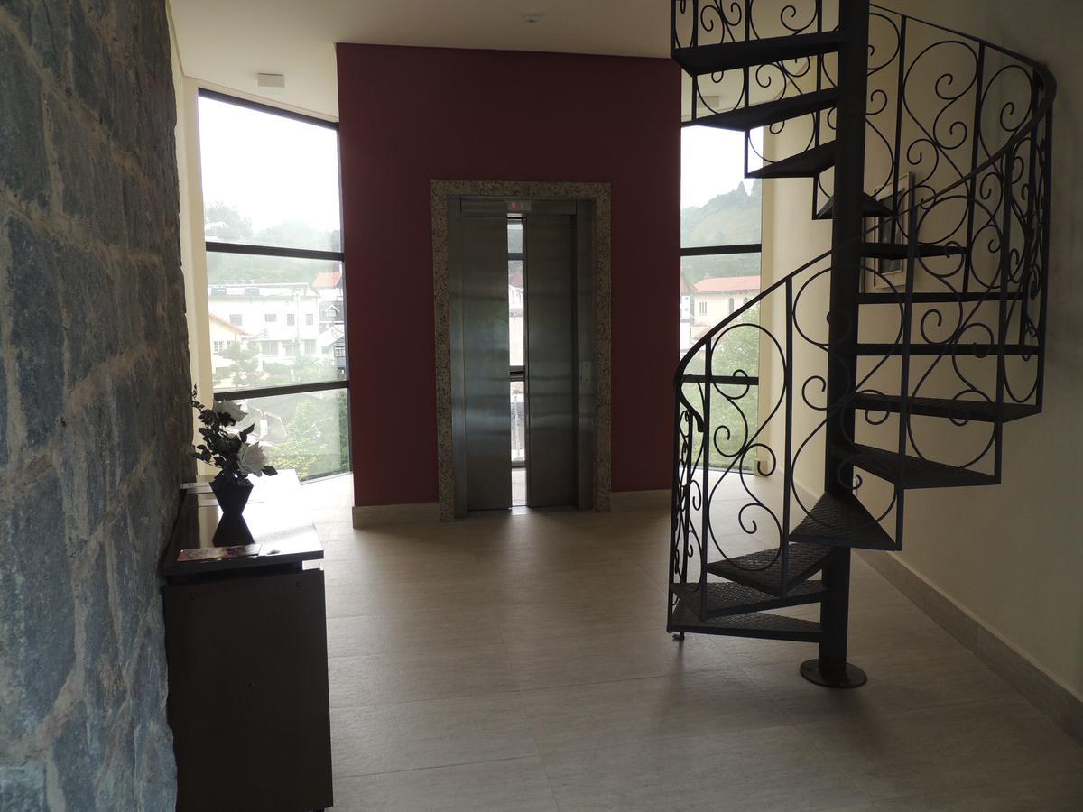 Hotel Monte Carlo Campos do Jordão Екстериор снимка